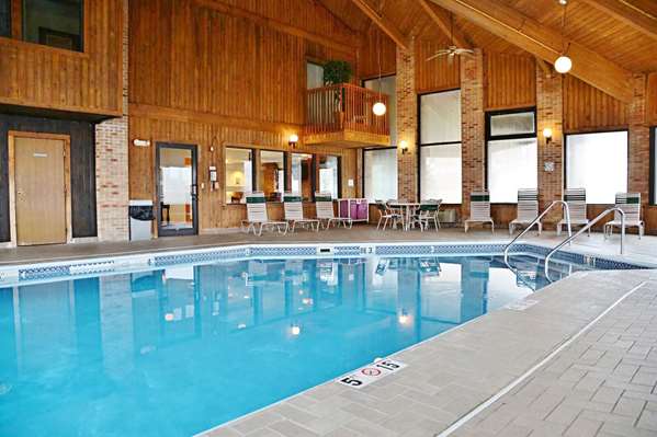 Pool - Country Hearth Inn & Suites Kenton