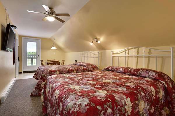 Suite - Travelodge Waasis