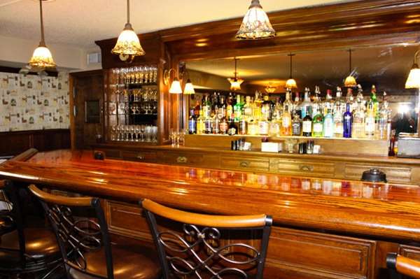 Bar - West Wind Inn Sanibel Island