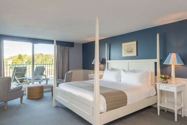  - Breakwater Inn & Spa Kennebunkport