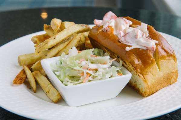 Restaurant - Breakwater Inn & Spa Kennebunkport