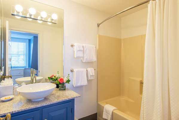  - Breakwater Inn & Spa Kennebunkport