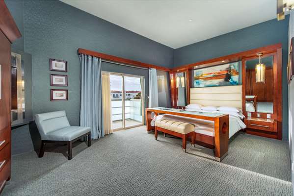 Suite - Shade Hotel Manhattan Beach