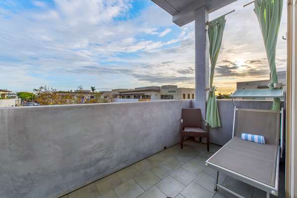  - Shade Hotel Manhattan Beach