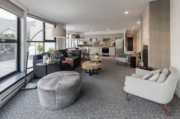 Suite - Crystal Lodge Whistler