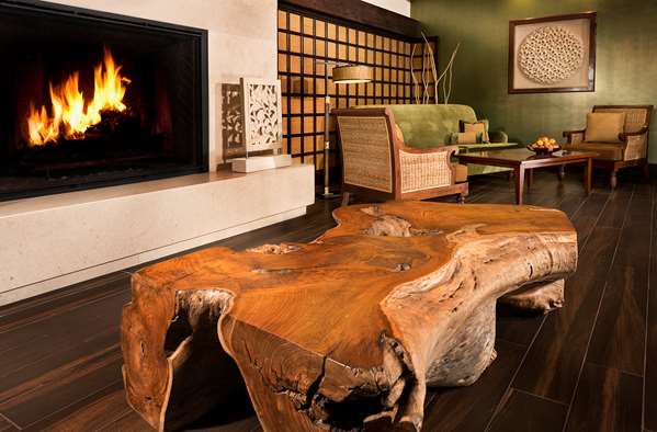  - Ayres Hotel Orange - I-5, Exit 109