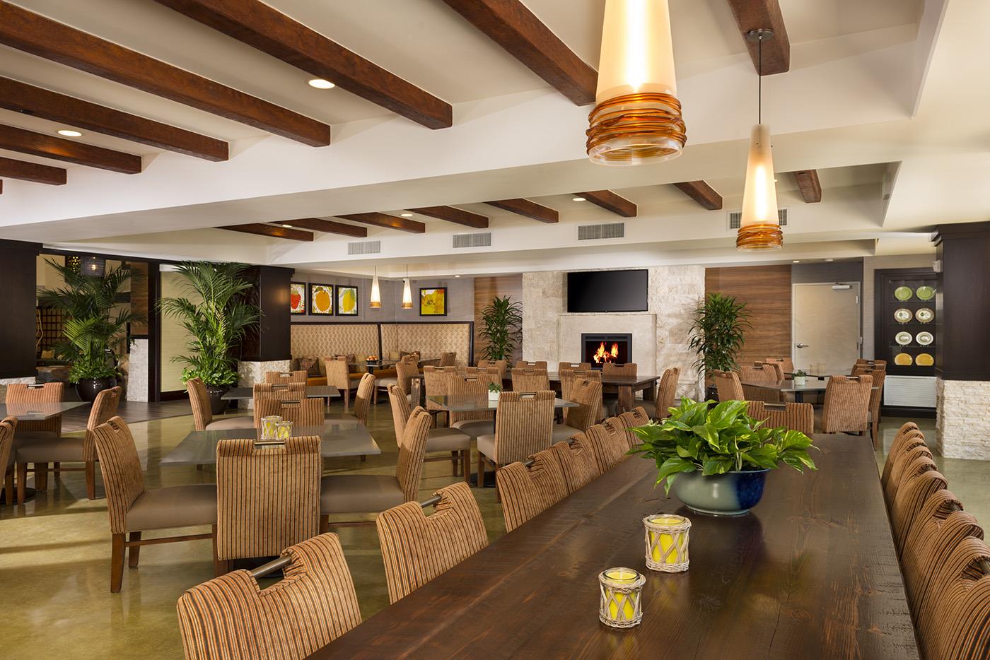 Dining | Ayres Hotel Orange