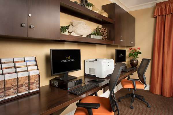 Conference Area - Ayres Hotel Orange - I-5, Exit 109