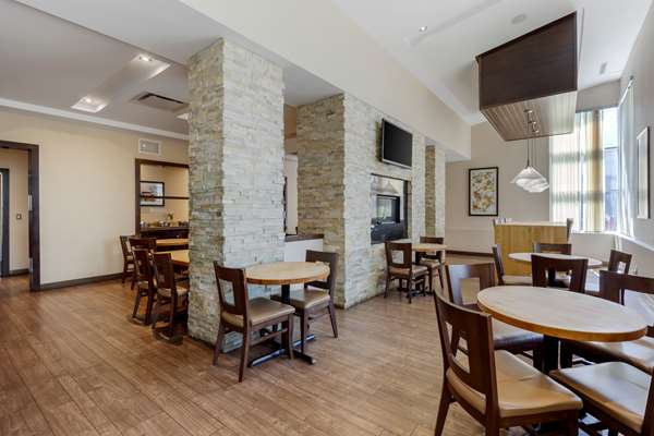 Amenities - Best Western Plus Edmonton Airport Hotel Leduc