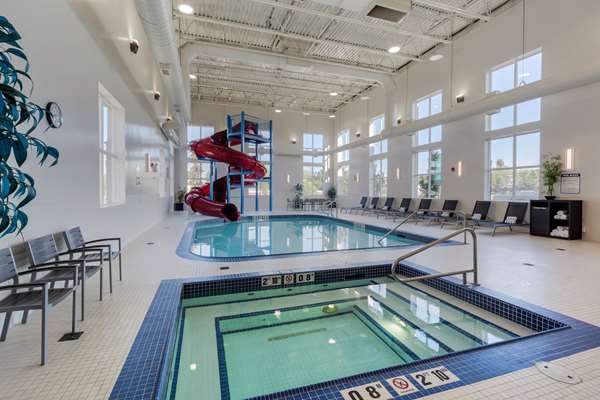Pool - Best Western Plus Edmonton Airport Hotel Leduc