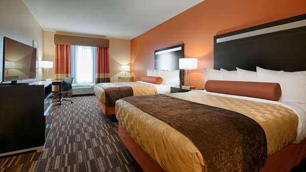  - Best Western Plus Desert Poppy Inn Lancaster