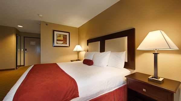  - Best Western Macomb Inn
