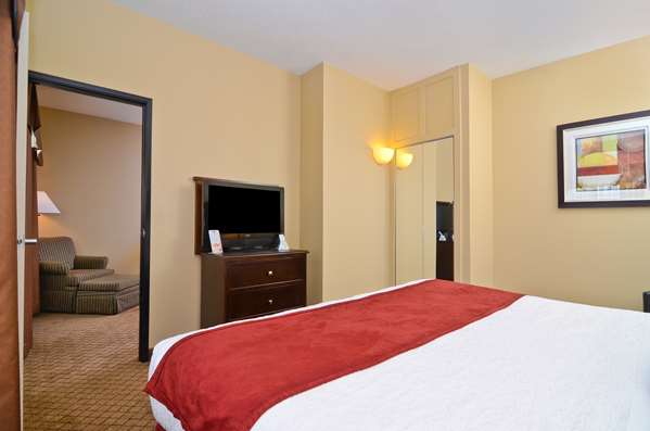  - Best Western Macomb Inn