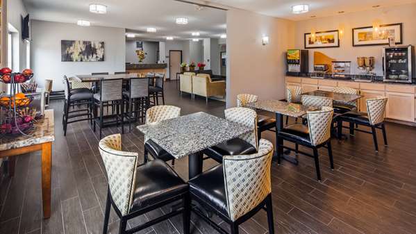 Amenities - Best Western Macomb Inn