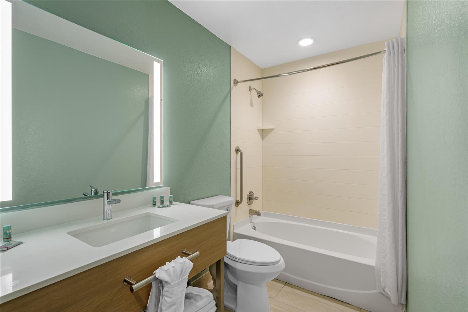 Best Western Wesley Chapel-guestroom-Guest Room,Bathroom,On-Site.jpg