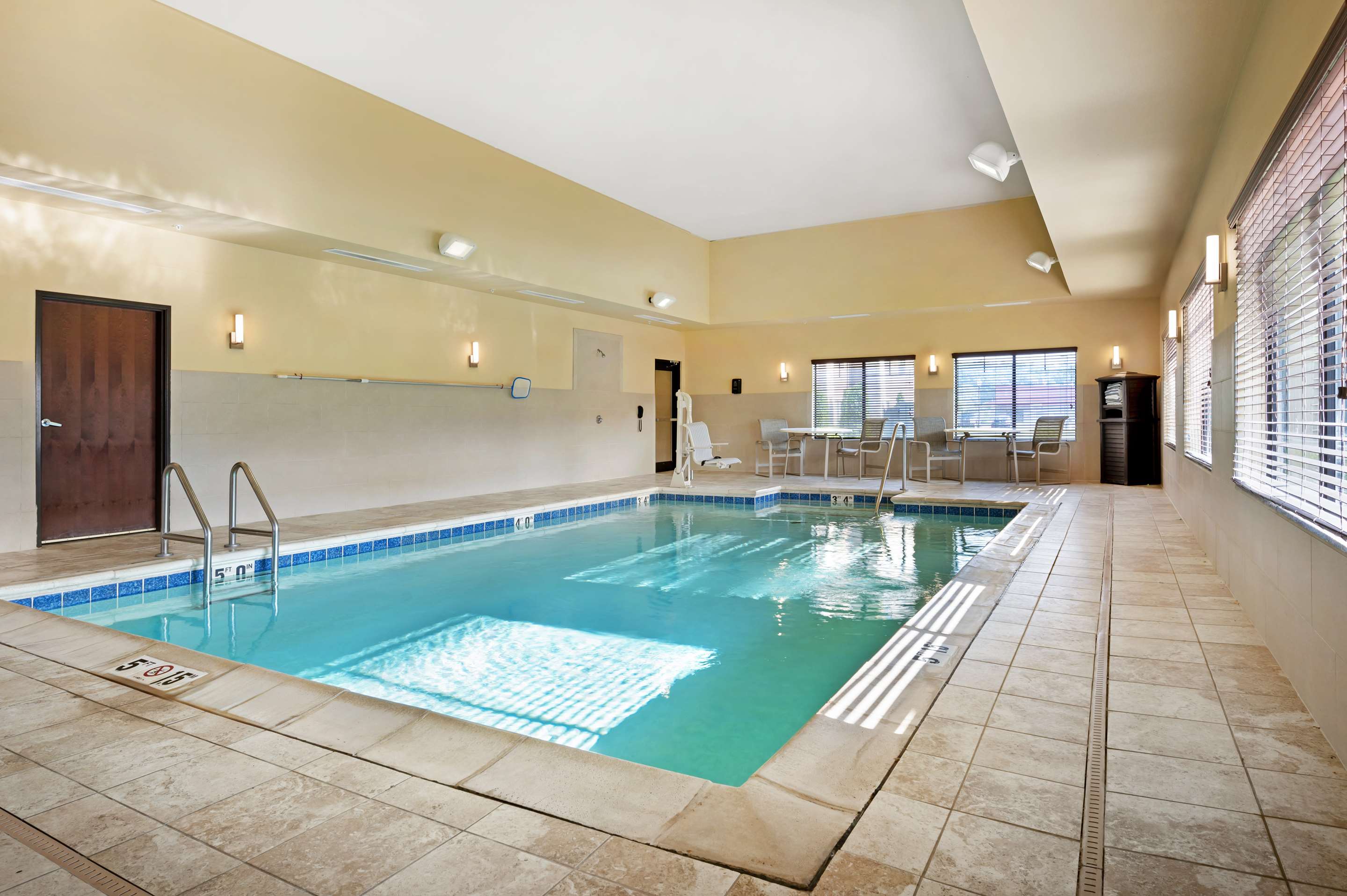 Pool | Best Western Plus French Lick