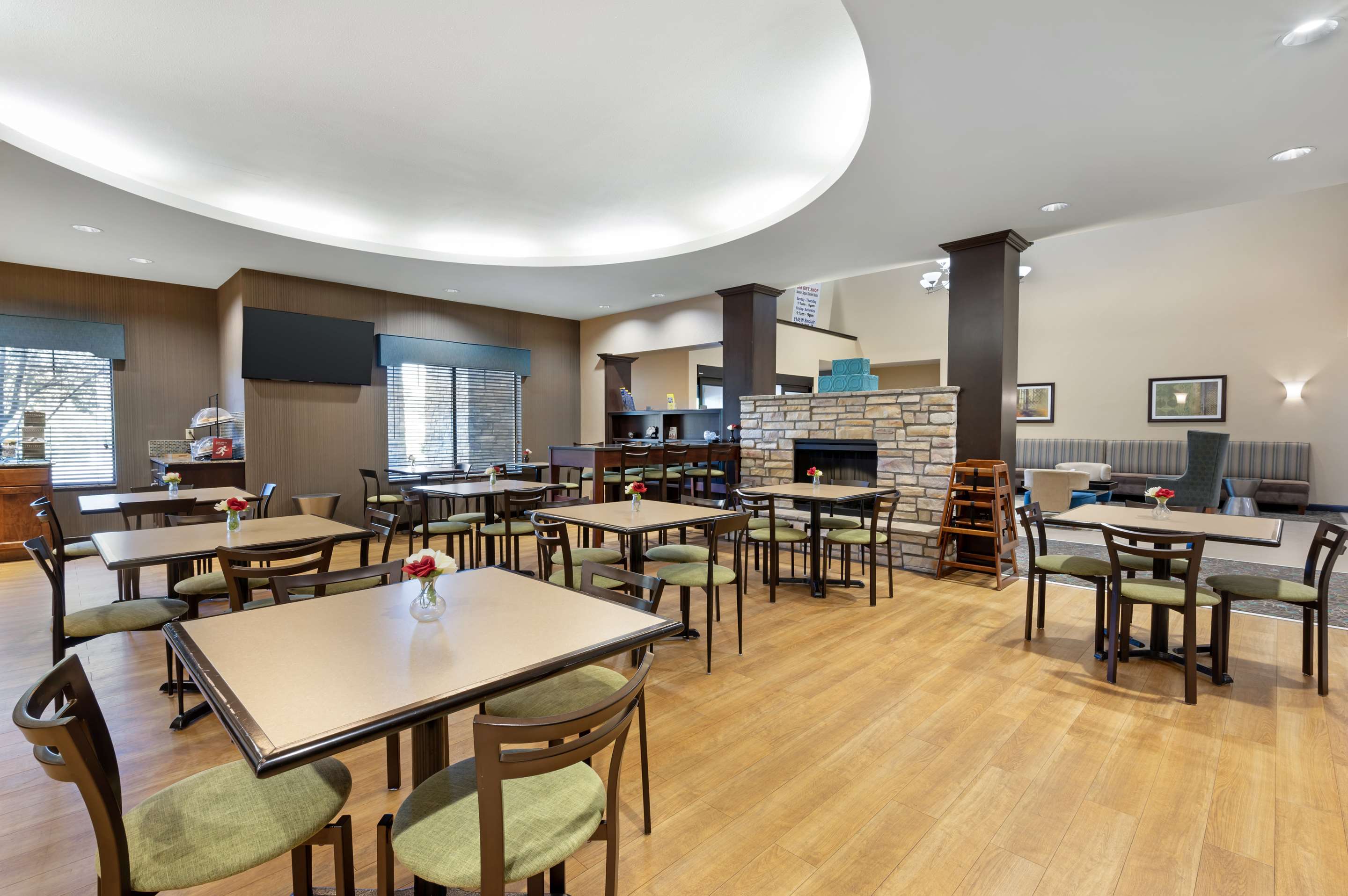 Breakfast Area | Best Western Plus French Lick