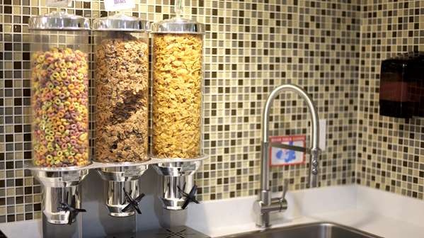 Amenities - Best Western Peace Arch Inn Surrey