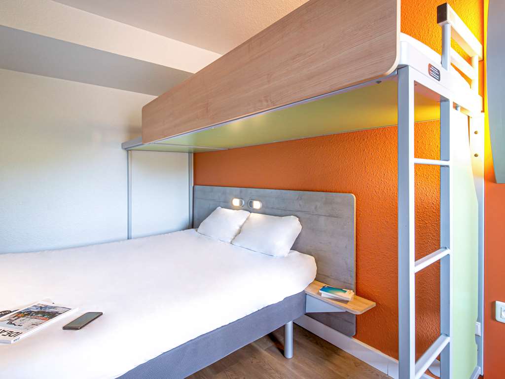 ibis budget Vienne Sud Room Type - Double Room with a large bed for 2 people.