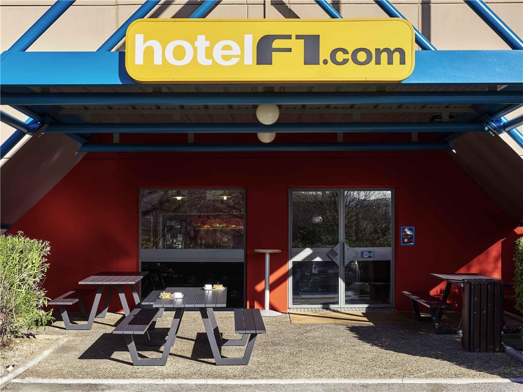 HotelF1 Metz Centre Devant les Ponts