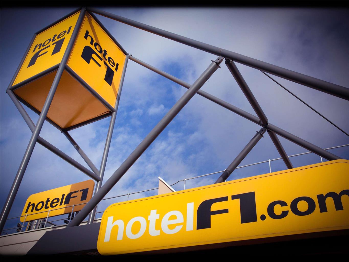 HotelF1 Cholet