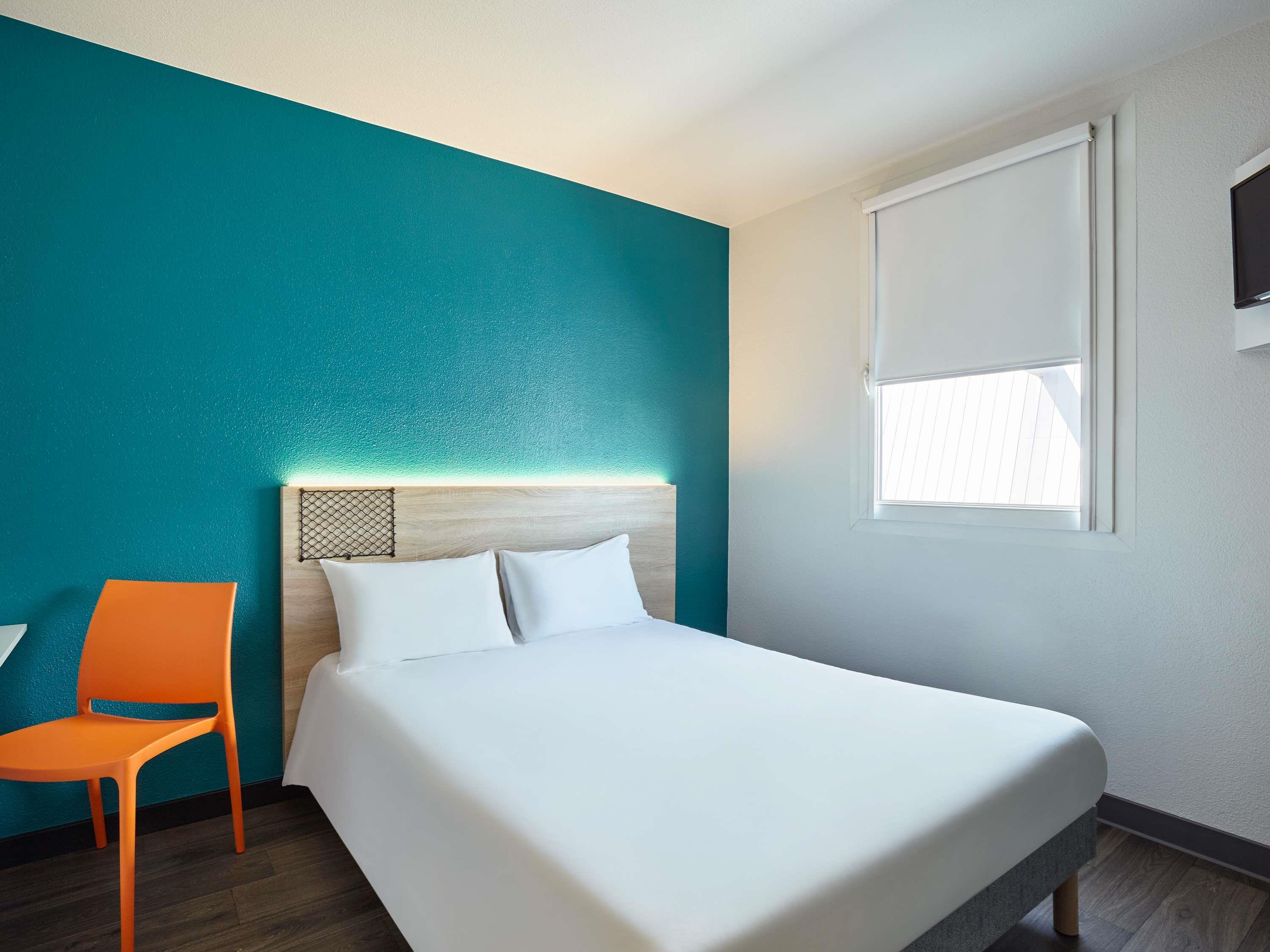 hotelF1 Vannes Room Type - Cabrio Room with private bathroom - New to ontheroad