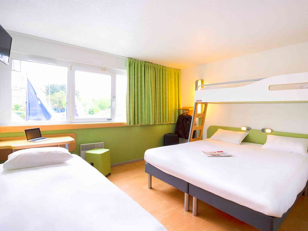 Hôtel Ibis Budget Saint Malo Centre - Tap to explore photos