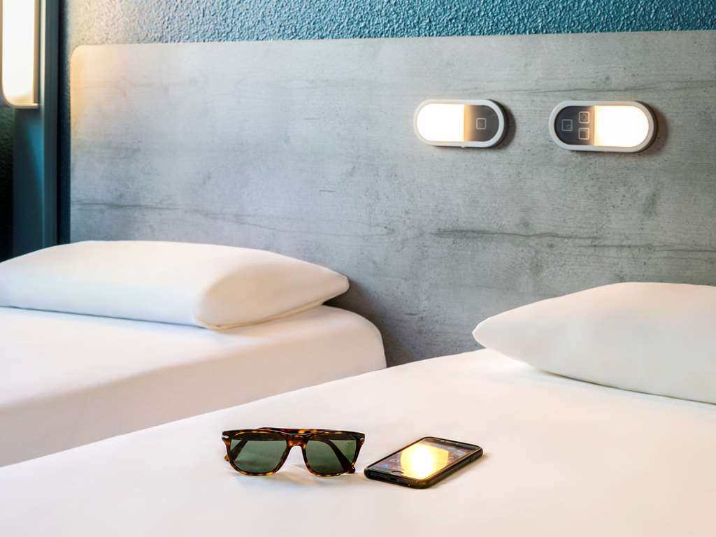 Ibis Budget Perpignan Nord Rivesaltes - Tap to explore photos