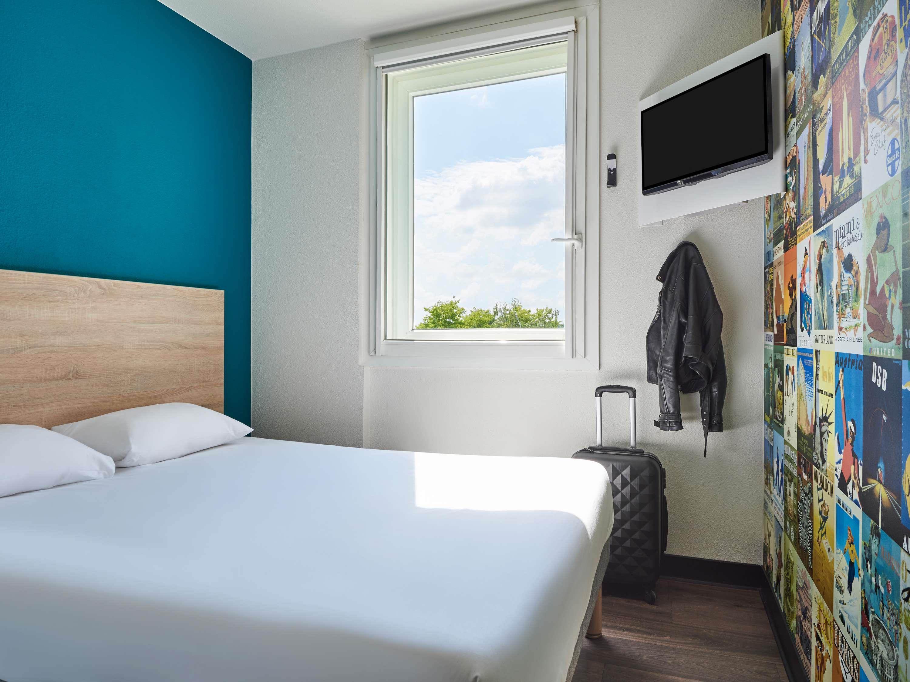 hotelF1 Roissy CDG Room Type - Cabrio Room with private bathroom - New to ontheroad