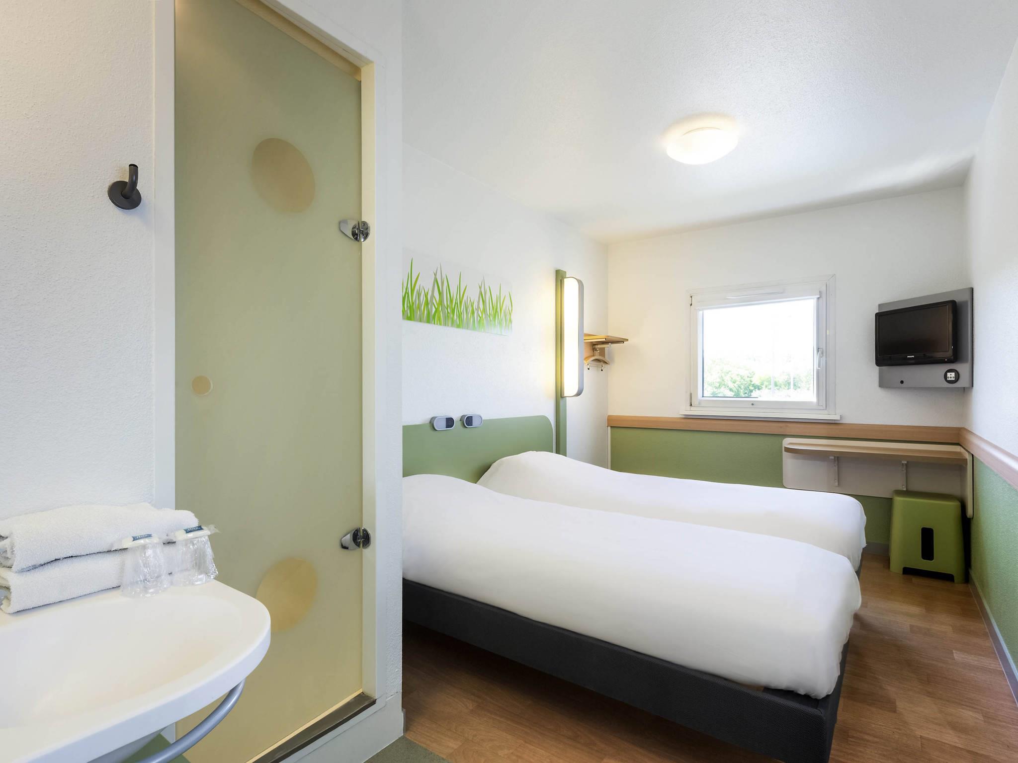 ibis budget S Room Type - TWIN - Room with twin beds