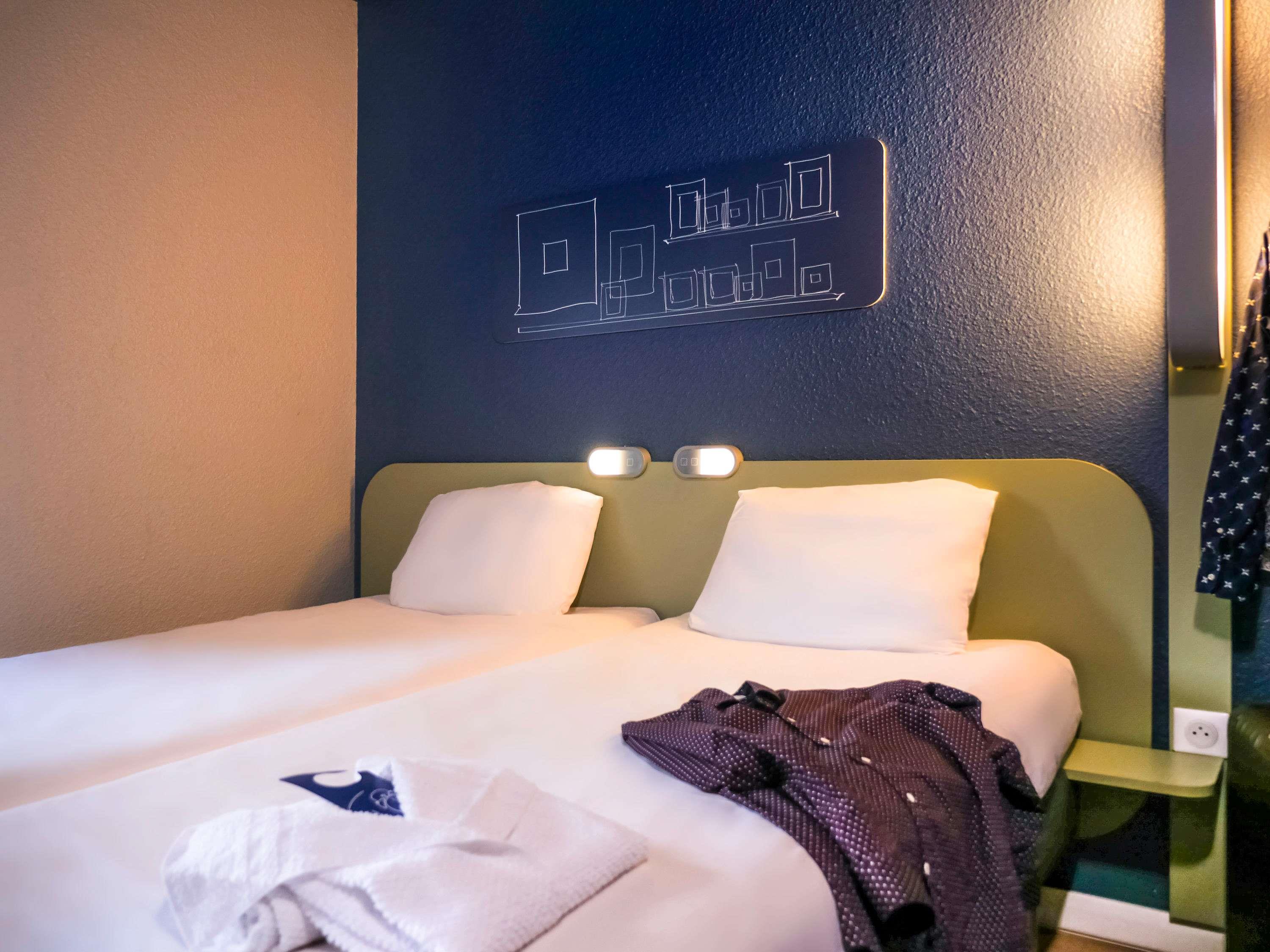 Ibis Budget Arles Sud Fourchon Room Type - Twin - Room with twin beds