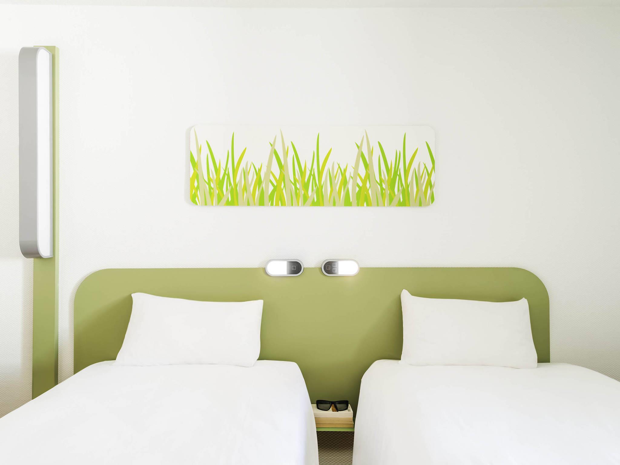 Ibis Budget Montelimar Room Type - TWIN - Room with twin beds