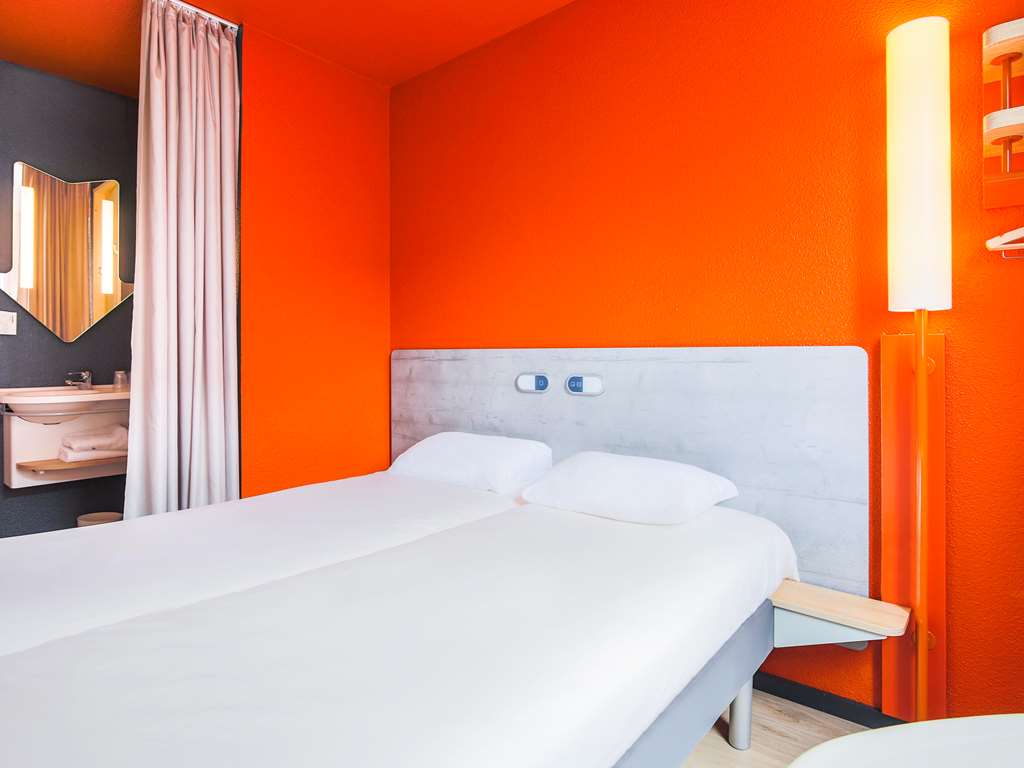 ibis budget Albi Centre - Tap to explore photos