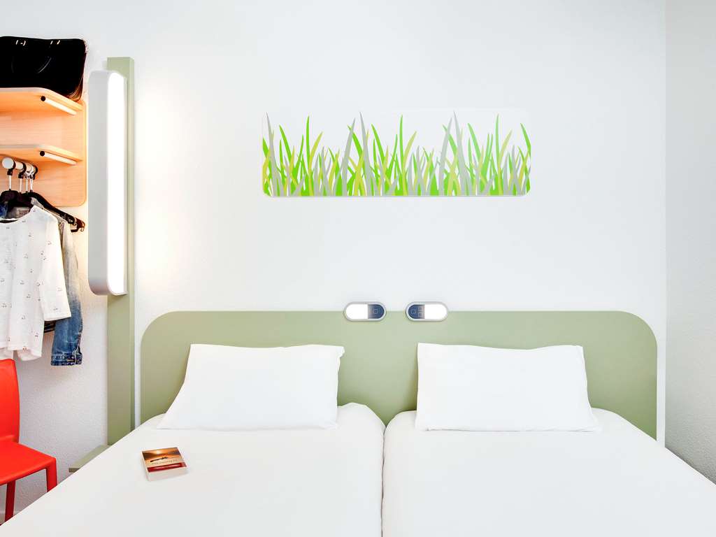 ibis budget Clermont-Ferrand Centre Montferrand - Tap to explore photos