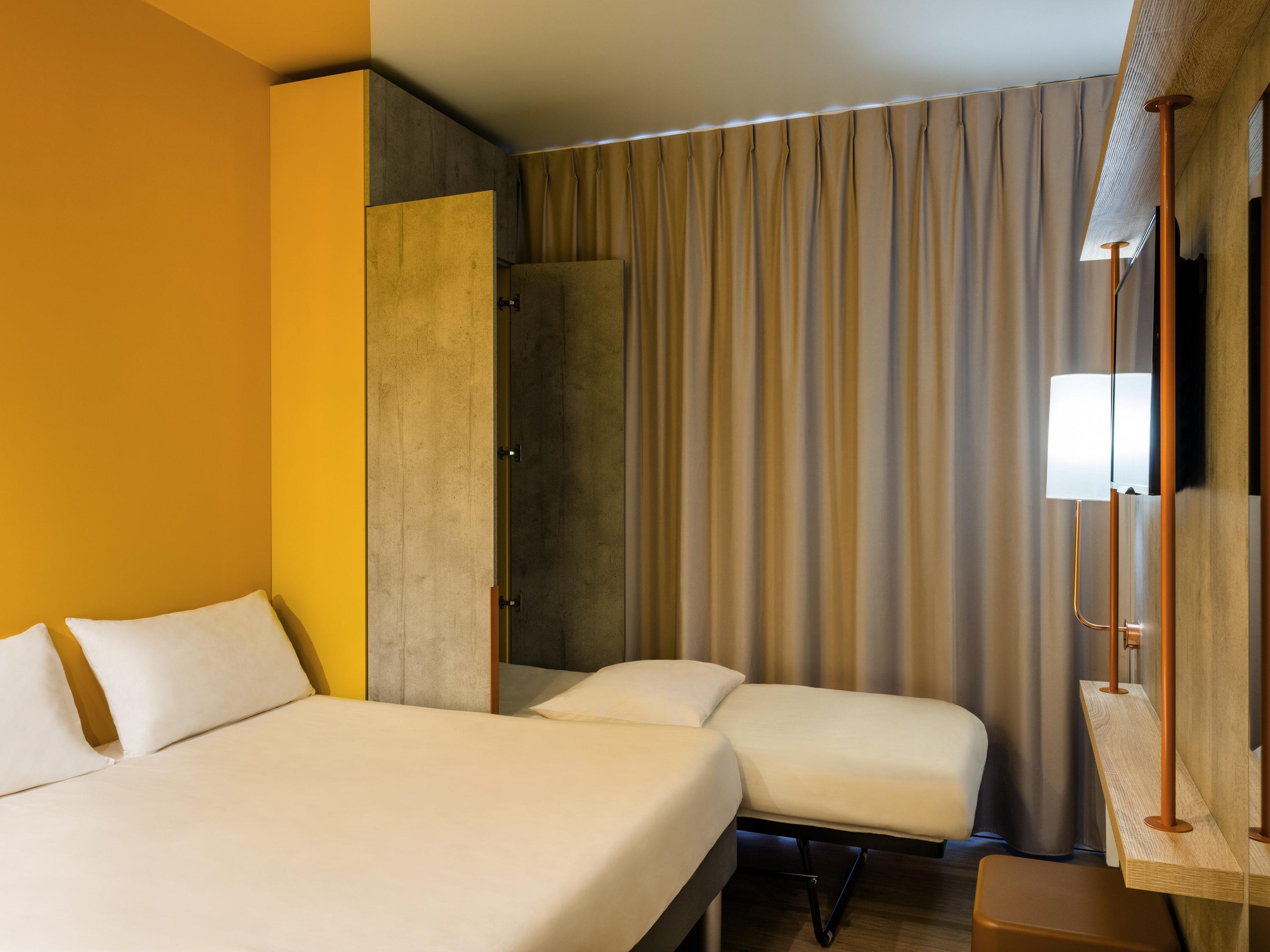 ibis budget Metz Technopole Room Type - Double Room with a large bed for 2 people