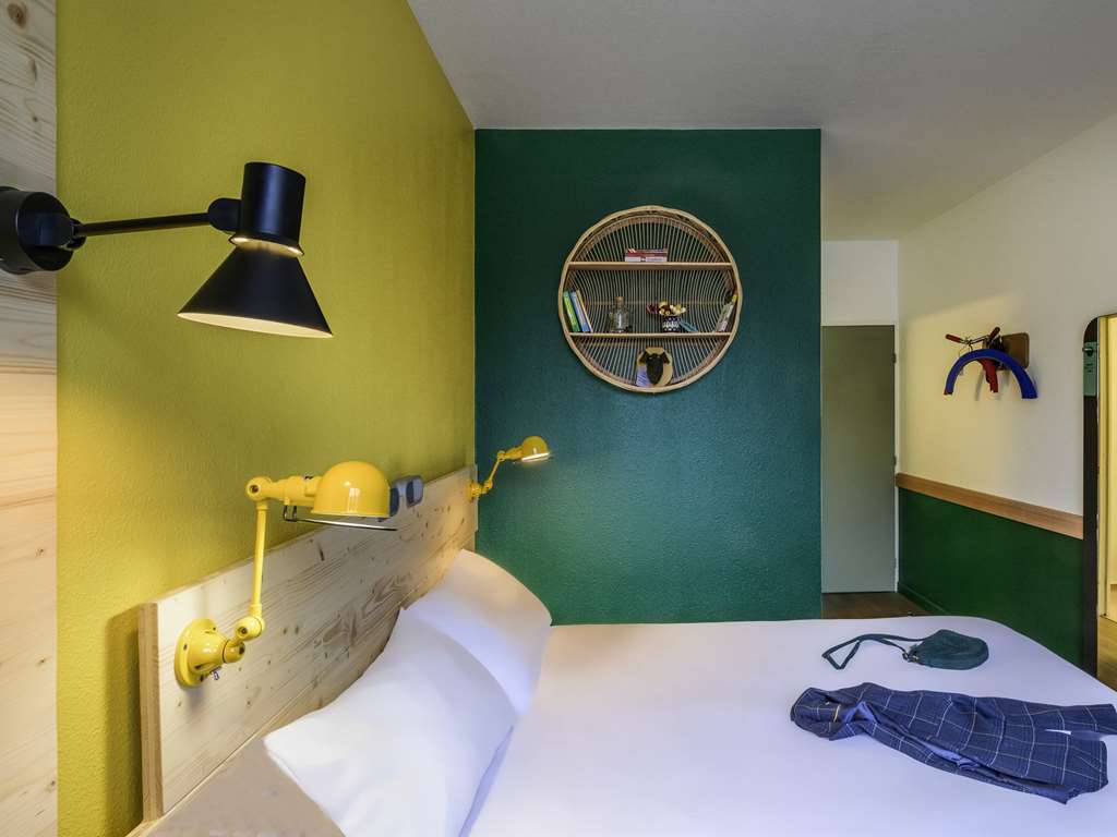 Greet Hotel Evreux Centre - Tap to explore photos