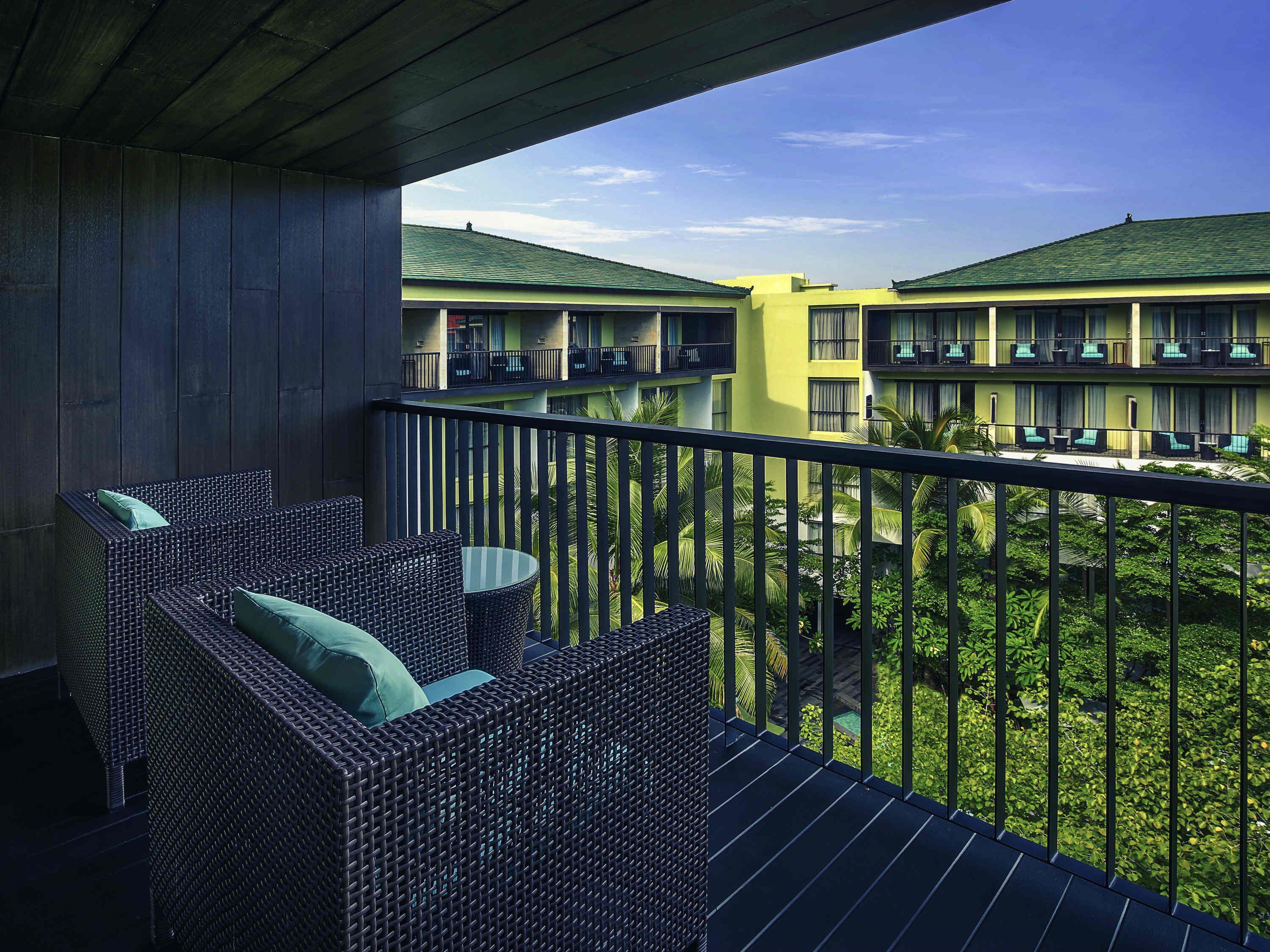 Mercure Bali Legian Room Type - Deluxe Room, Balcony - 2 Single Beds