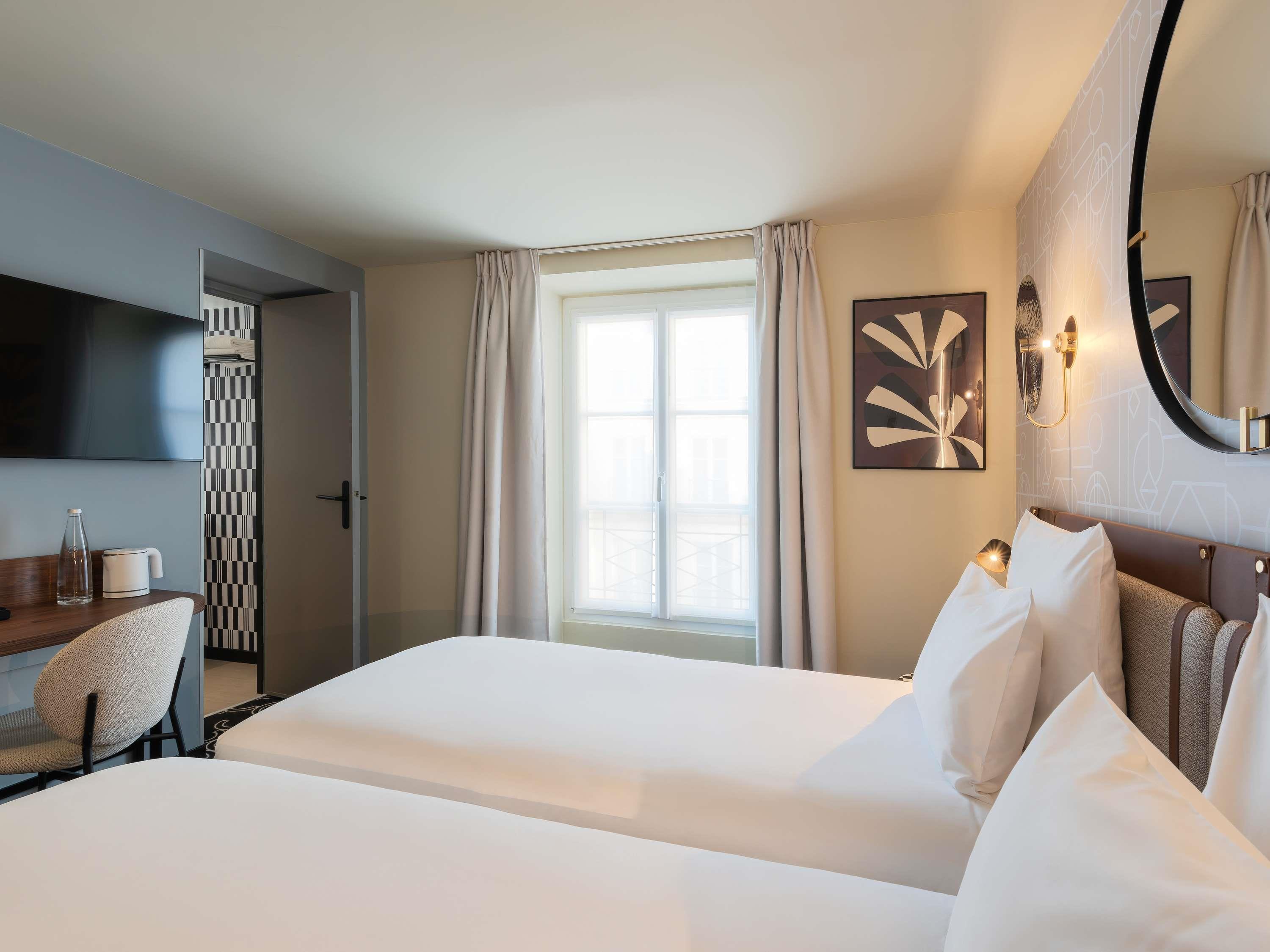 Mercure Paris Opera Grands Boulevards Room Type - Classic Room with twin beds