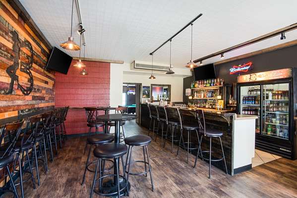 Bar - Ramada Plaza Hotel Gillette - I-90, Exit 126