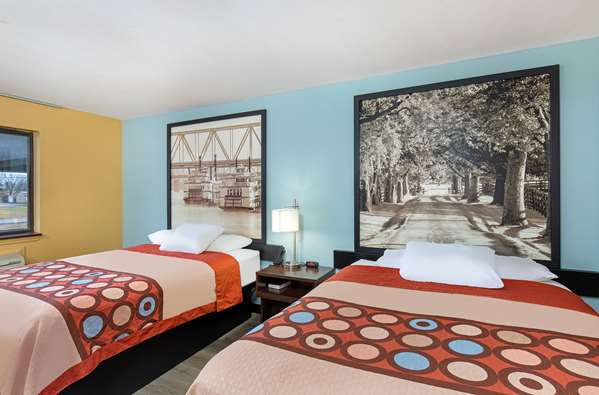  - Super 8 Hotel Eddyville