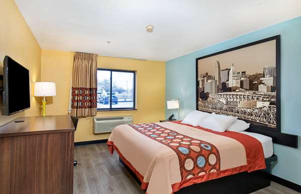  - Super 8 Hotel Eddyville