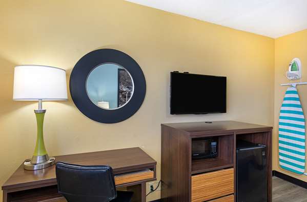  - Super 8 Hotel Eddyville