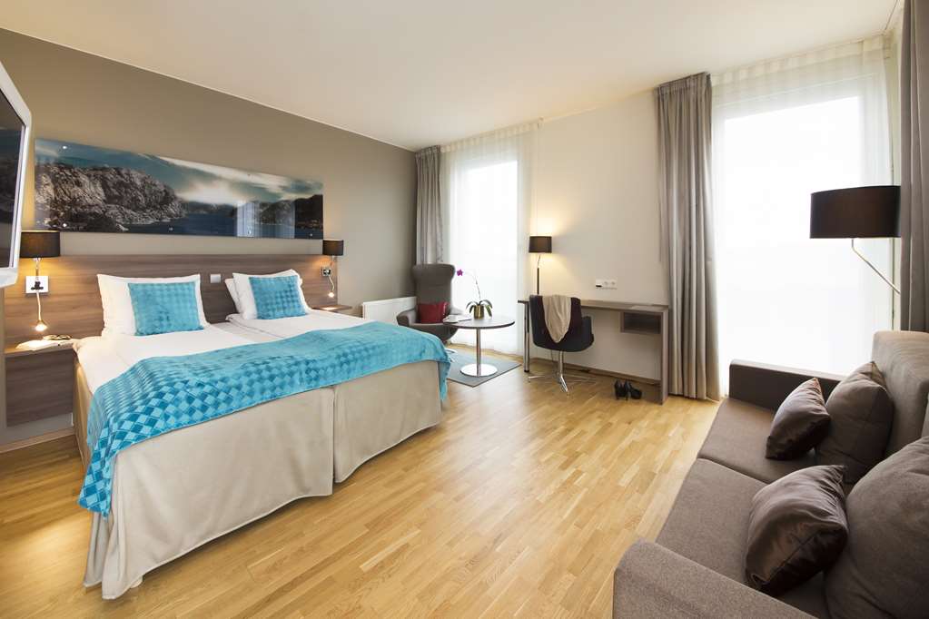 Scandic Stavanger Airport-guestroom-Guest Room,Suite,On-Site.jpg