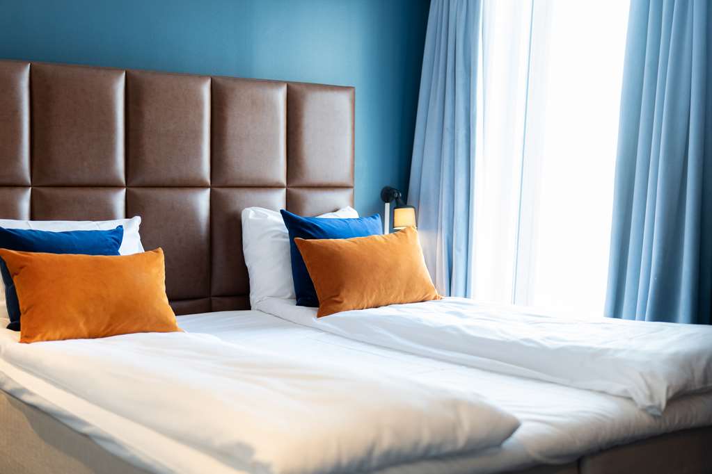 Scandic Ishavshotel-guestroom-Guest Room,Suite,On-Site.jpg
