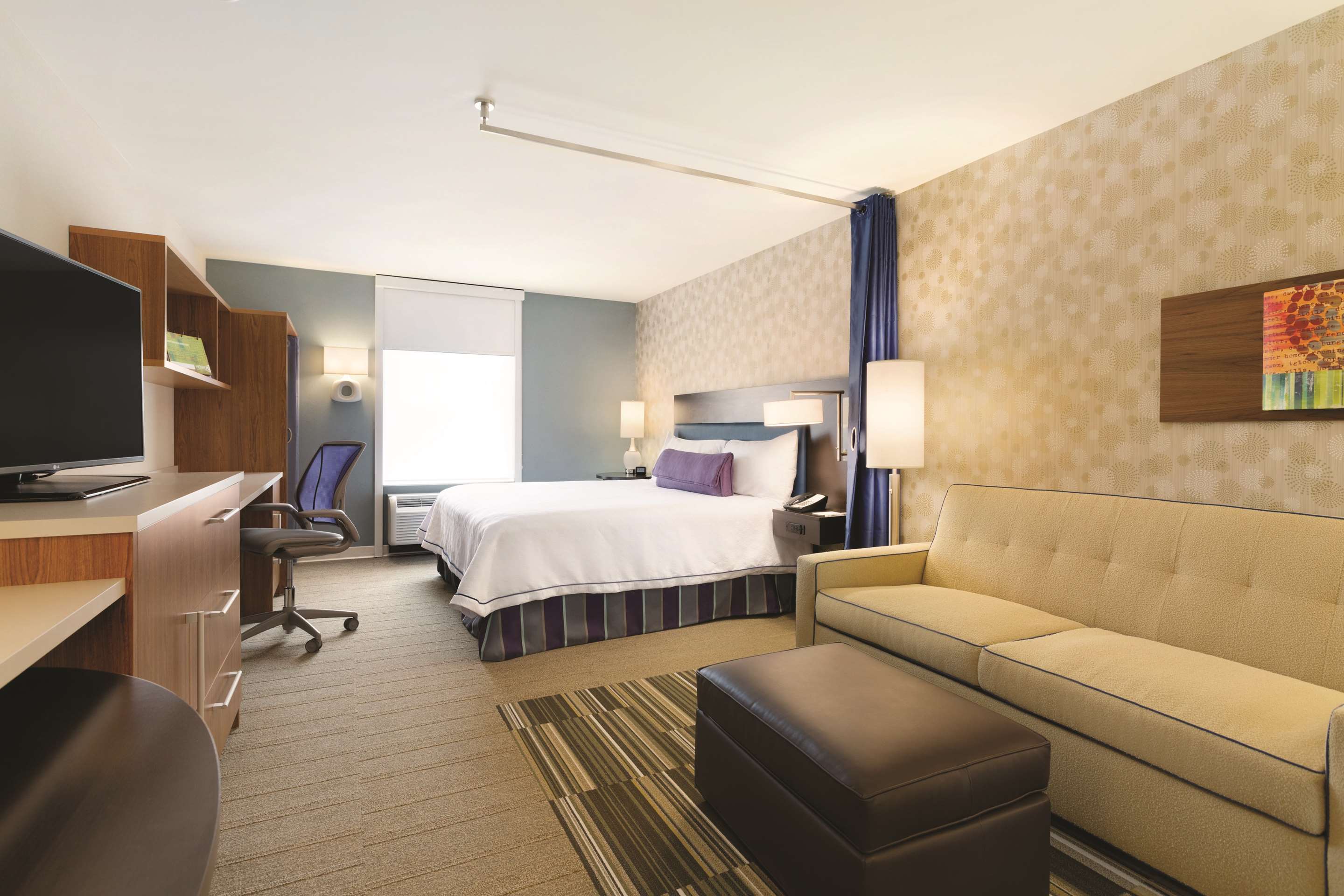 Guest room