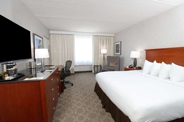  - DoubleTree by Hilton Westborough - I-495, Exit 59