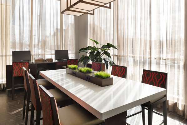 Conference Area - Embassy Suites Naperville