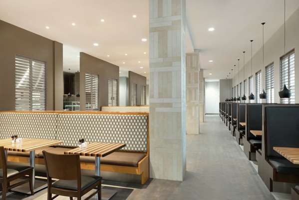 Restaurant - Embassy Suites Ayrsley Blvd Charlotte - I-485, Exit 1