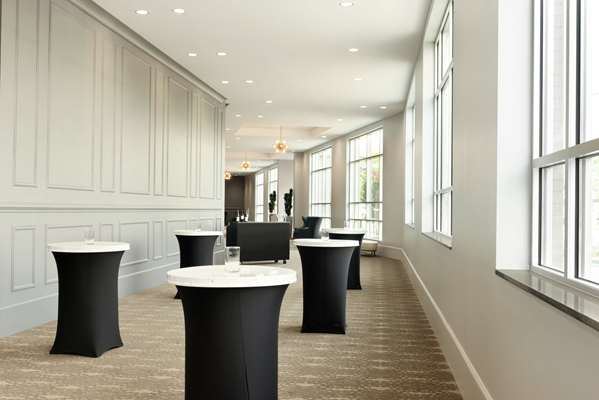 Restaurant - Embassy Suites Ayrsley Blvd Charlotte - I-485, Exit 1