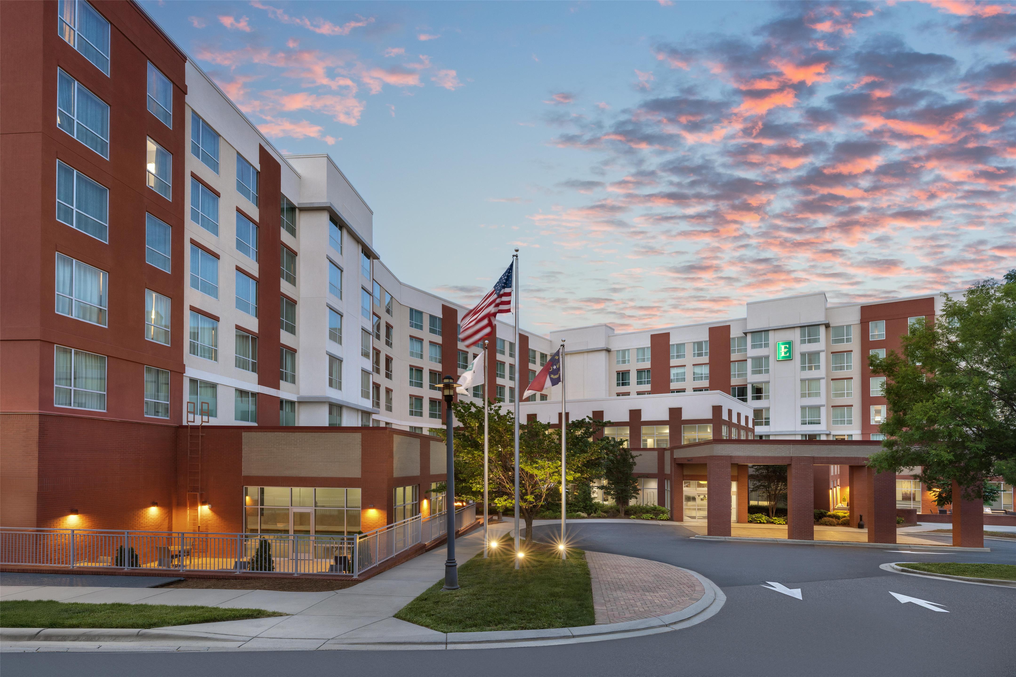 Exterior | Embassy Suites by Hilton Charlotte Ayrsley
